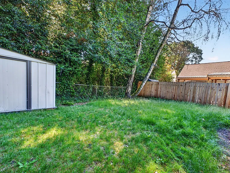 8219 Luzader Ln SW #8219 — Photo 17