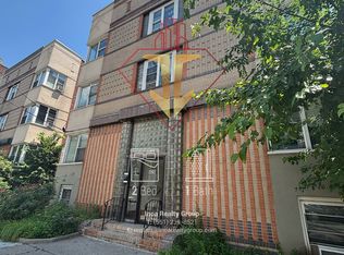 820 Avenue C APT B3, Bayonne, NJ 07002