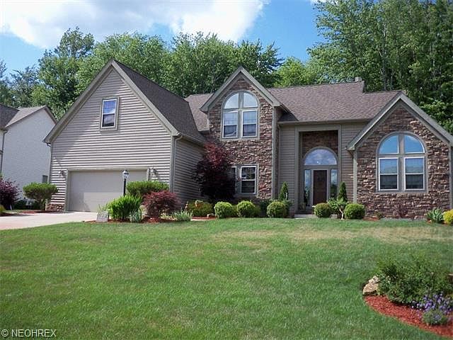 1st image of 872 Mayfield Dr