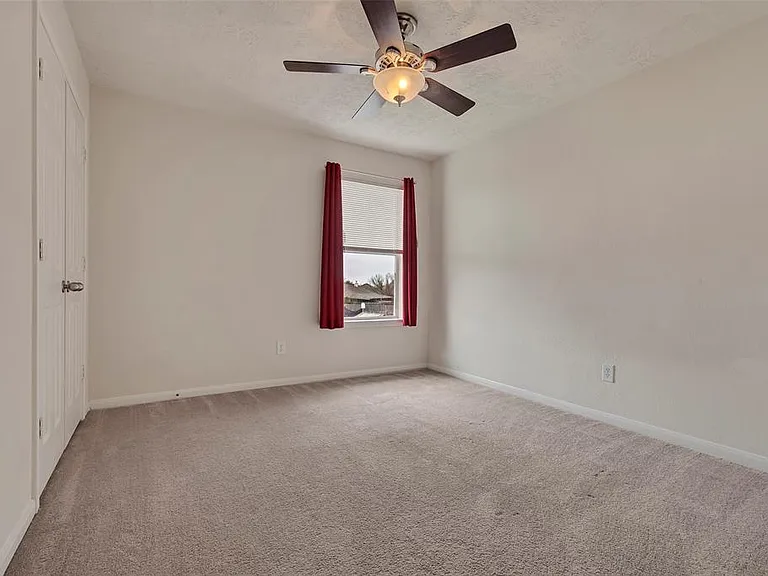 146 Horn Ct — Photo 23