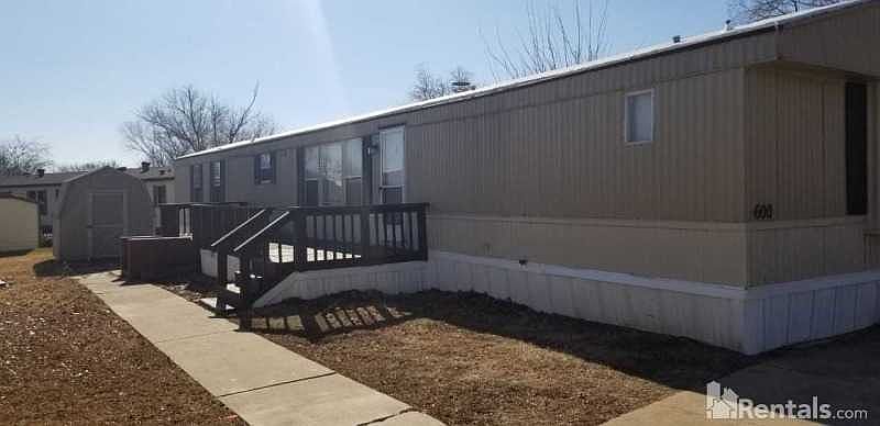 2nd image of 600 Ewing Way
