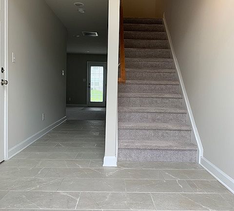2nd image of 75 Andrews Pl