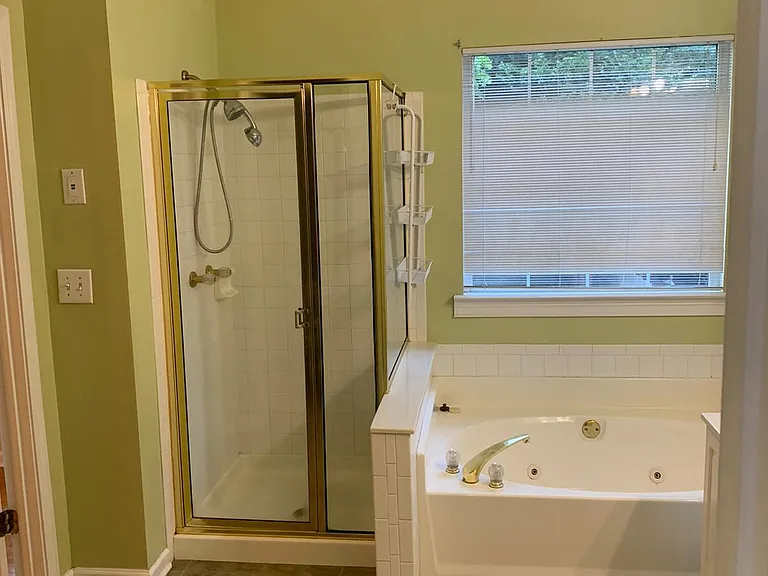 2157 Wilmington Cir NE — Photo 9