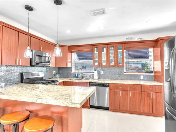 (undisclosed Address), Miami, FL 33155