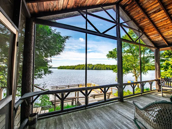 29 Carley Dr, Lake Clear, NY 12945