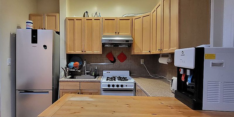 1st image of 460 Ovington Ave APT 1B