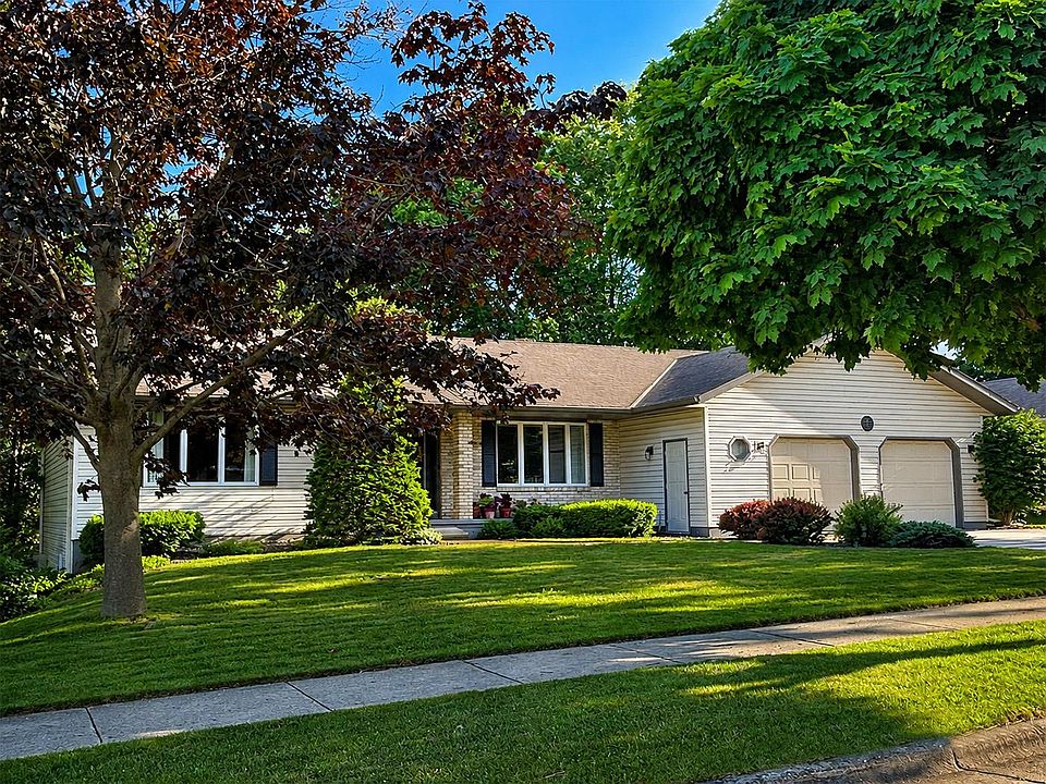 1st image of 423 Butternut Dr