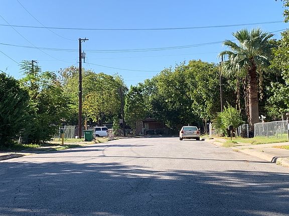 4th image of 5114 Caden Dr