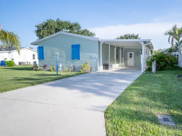 2440 Wee Folks Cir #2440, Sebastian, FL 32958