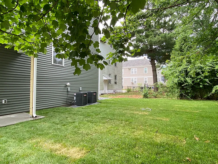 90 Berkshire St #1 — Photo 27