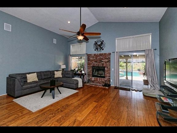3rd image of 12459 Kokomo Cir