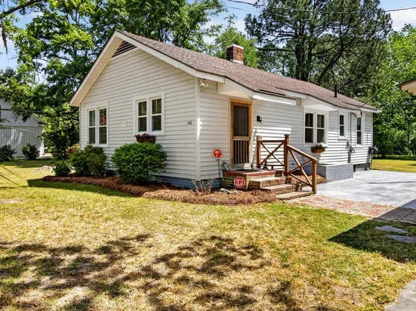 161 Liberty St, Mc Clellanville, SC 29458