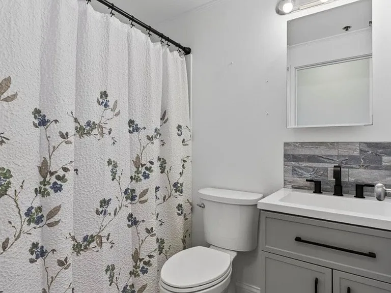 148 Breakwater Dr #501 — Photo 8
