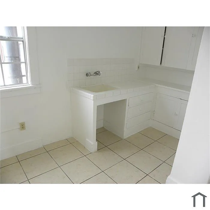 Building Photo - 434 S Rampart Blvd