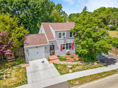 614 Algonquin Rd, Fox River Grove, IL, 60021