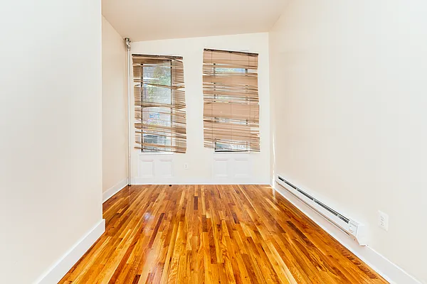 Rented by Nooklyn NYC LLC | media 4