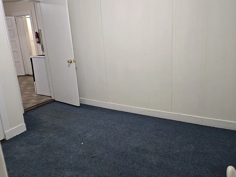 325 Cumberland St — Photo 12