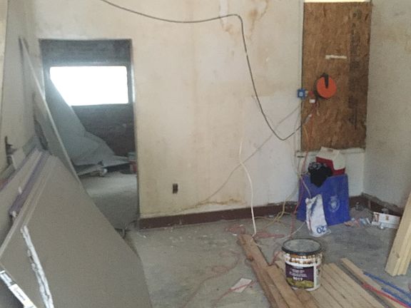3rd image of 3826 N Delhi St