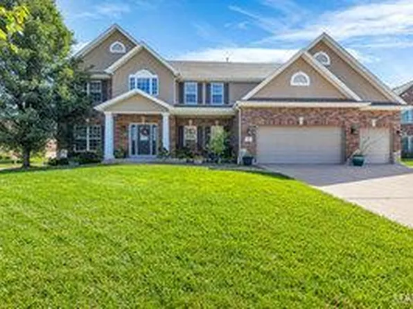 80 Saint Madeleine Ct, Dardenne Prairie, MO 63368