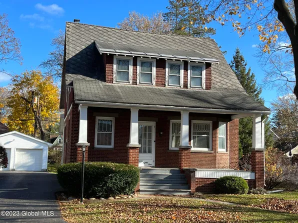 1284 Keyes Avenue, Schenectady, NY 12309