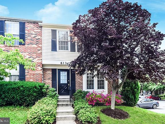 4th image of 613 Lakeworth Dr