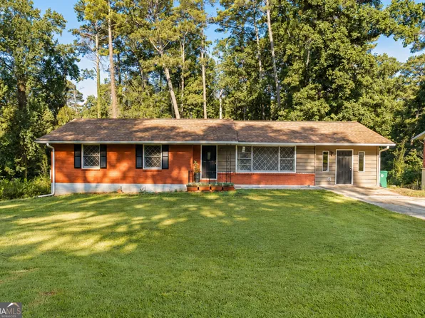 452 Kenridge Cir, Stone Mountain, GA 30083