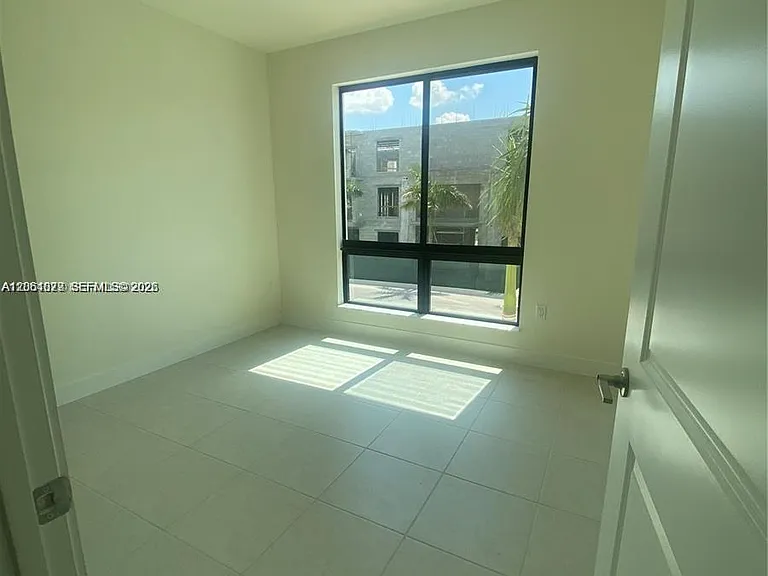 8201 NW 41st St #D-202 — Photo 10