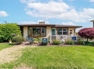 1112 Center Ave, Ellwood City, PA 16117