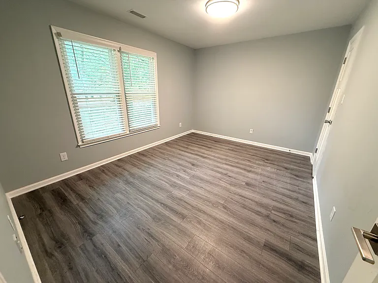 710 Branniff Dr — Photo 10