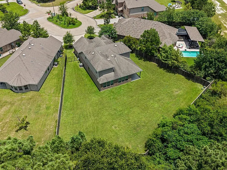 10 Log House Ct — Photo 38