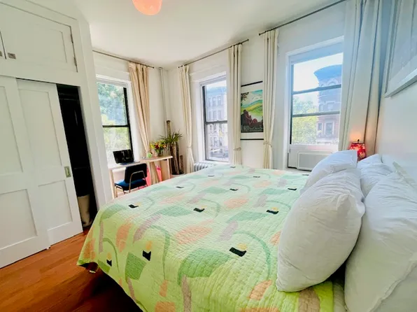 525 4th Street image 1 of 16