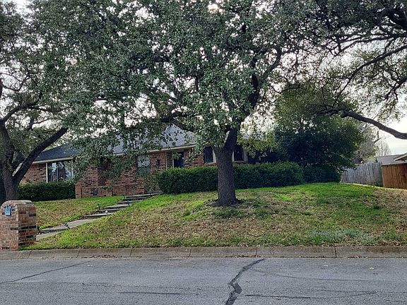 4th image of 4321 Misty Meadow Dr