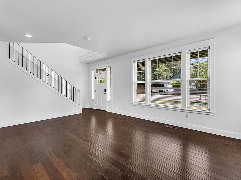 4625 N Hunt St — Photo 48