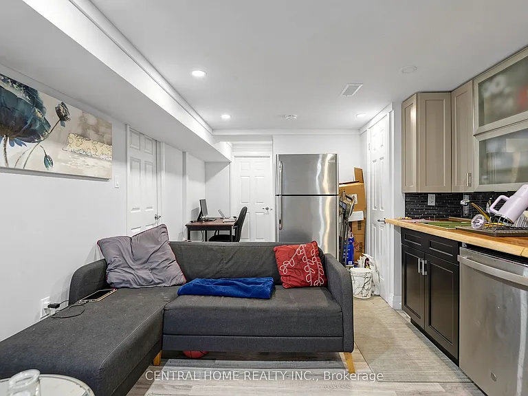 307 Alex Doner Dr #2 — Photo 8