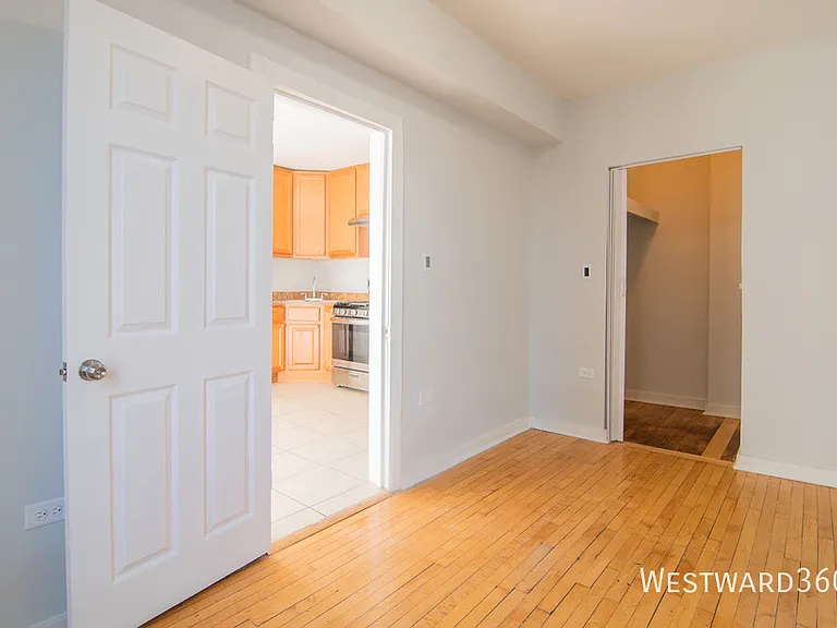 1141 S Francisco Ave #3F — Photo 10