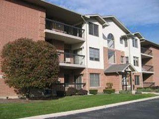 1st image of 6745 S Pointe Dr Unit 2A