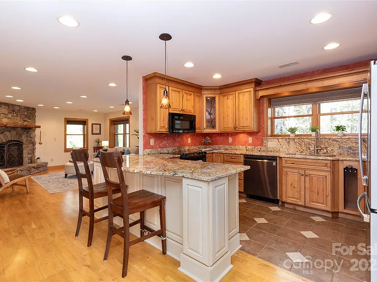 309 Old Farm School Rd — Photo 7