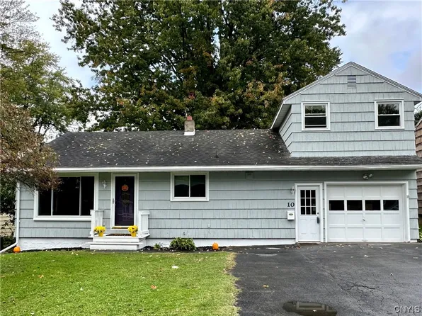 10 Travers St, Baldwinsville, NY 13027