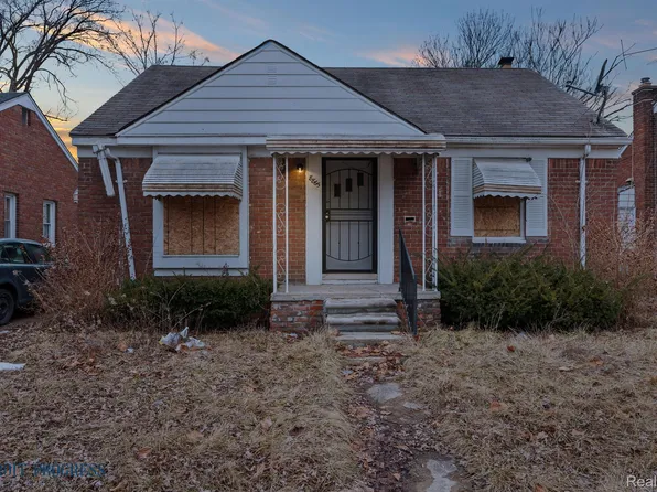 8865 Greenview Ave, Detroit, MI 48228