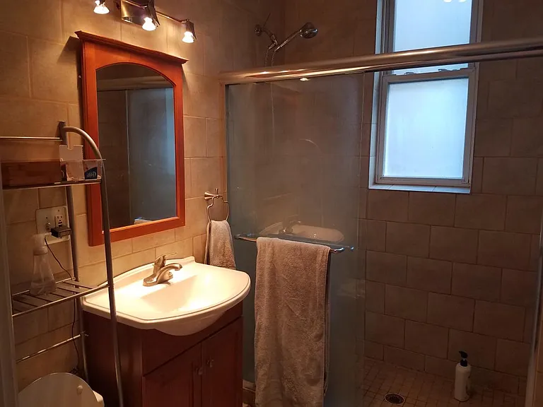 2107 N Western Ave #3R — Photo 10