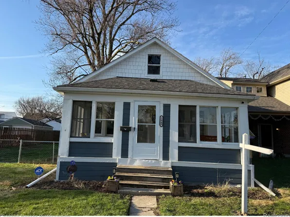 1449 Jewell St, Ferndale, MI 48220