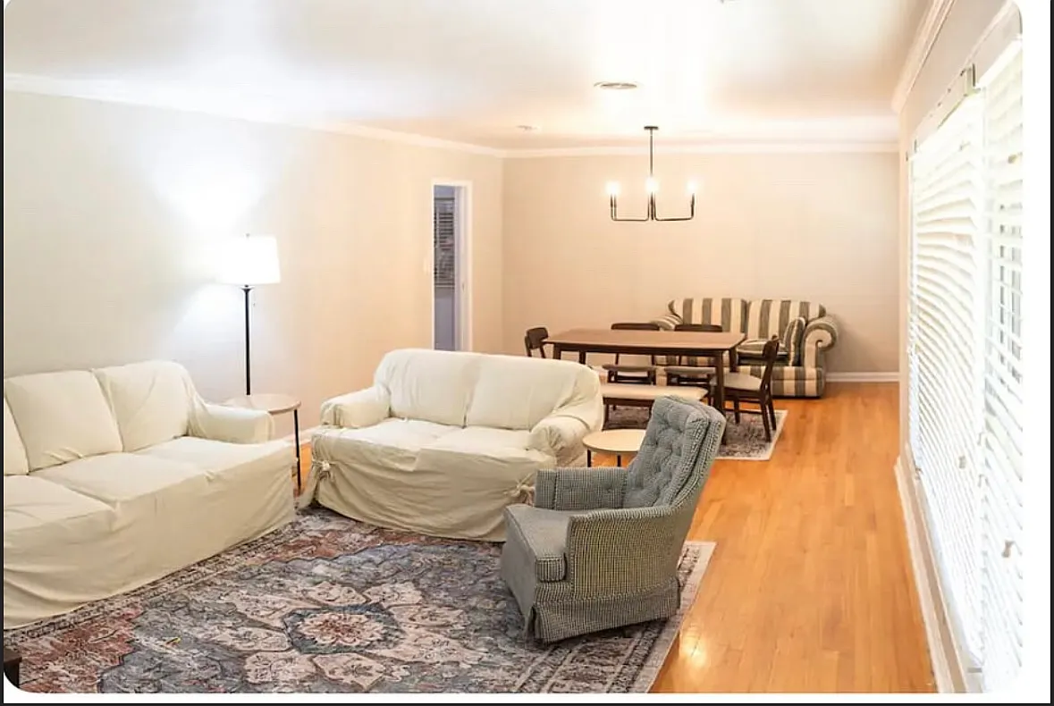 3 bed, $2,400 — Photo 3