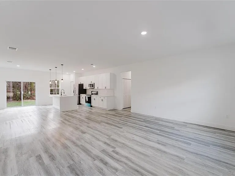 6732 SW 132nd St — Photo 6
