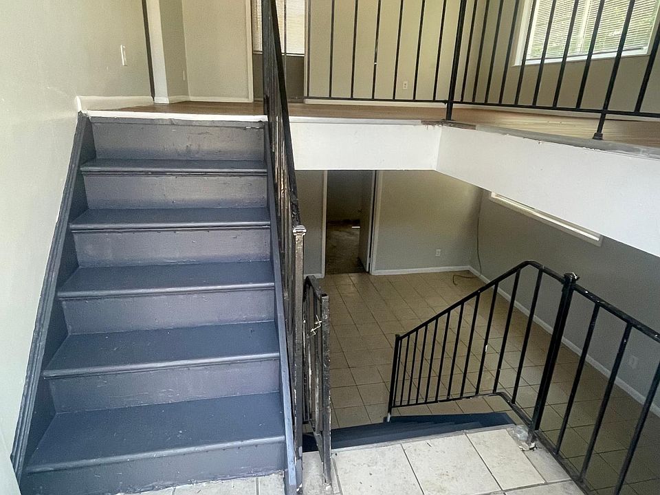 1st image of 7823 Glenorchard Dr #7823
