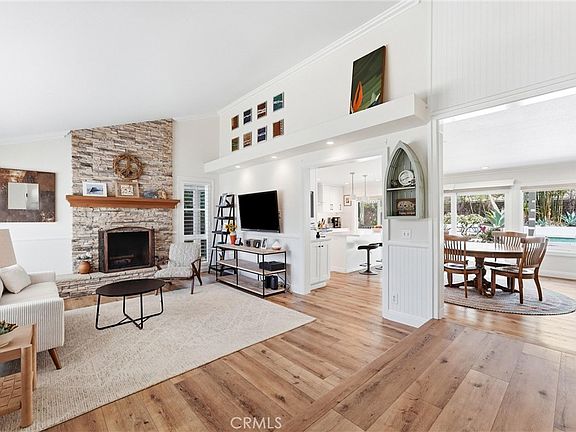 3rd image of 17982 Dellglen Cir