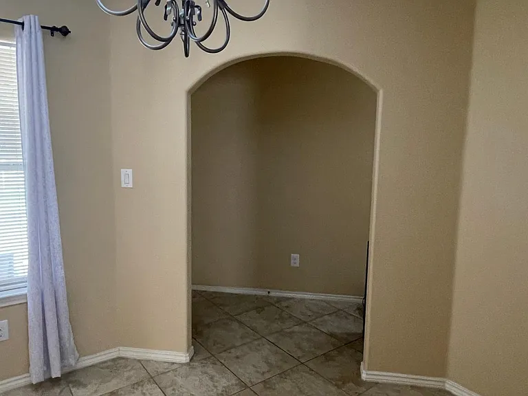 4405 Thunderbird Ave — Photo 59