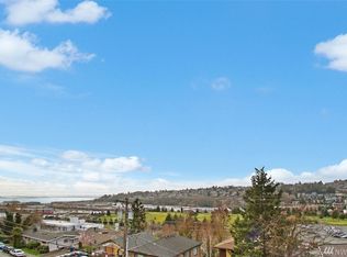 2625 13th Ave W APT 302, Seattle, WA 98119