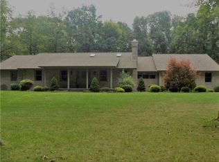 142 Halfway Rd, Jamestown, PA 16134