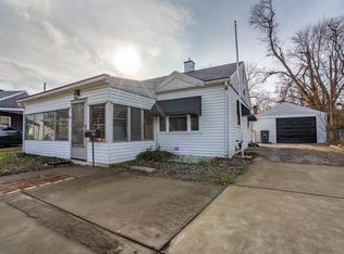 2205 Maplewood Cir, Evansville, IN