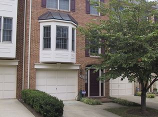 9823 Tiffany Hill Ct, Bethesda, MD 20814